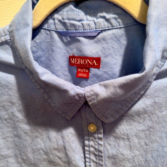 MERONA Women’s Light Blue Oxford Button Up Shirt - Layer Preppy Button Down Top - Picture 8 of 11